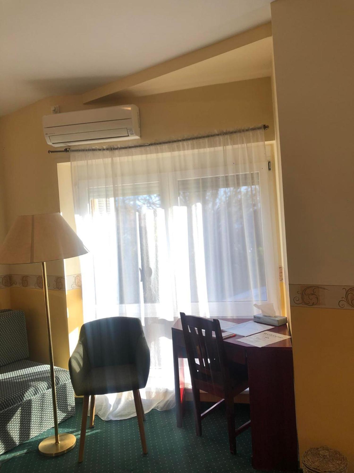 Hotel Kenguru Panzio Hódmezővásárhely Exterior foto